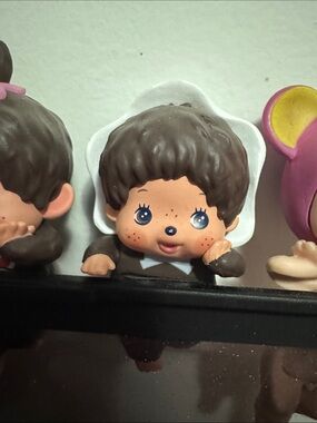 Monchhichi hipper sticky Cute Brown-Haired Kids Doll Figurine bonnet blue